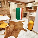 Dwupoziomowy Nad Tamami Apartament *