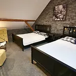 Dwupoziomowy Nad Tamami